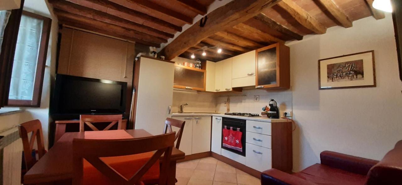 Cor Magis Kamullia - 200 Meters From The Historic Center And Close To The Train Station Siena Exterior photo